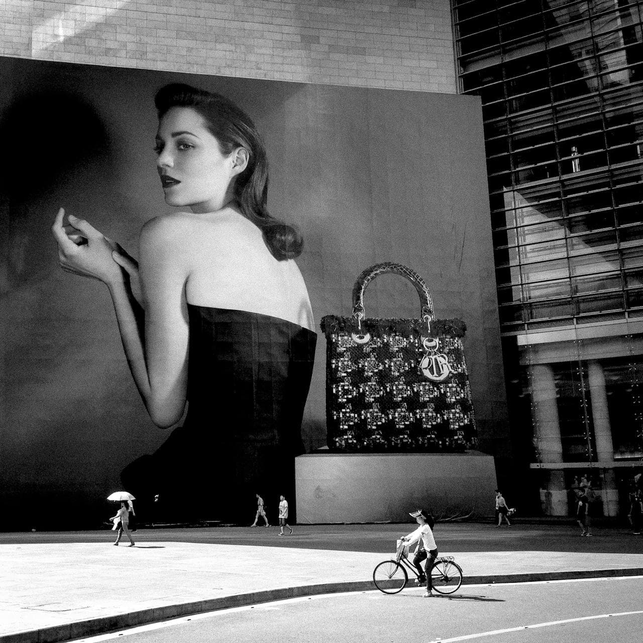 Luxury Fashion Retailer